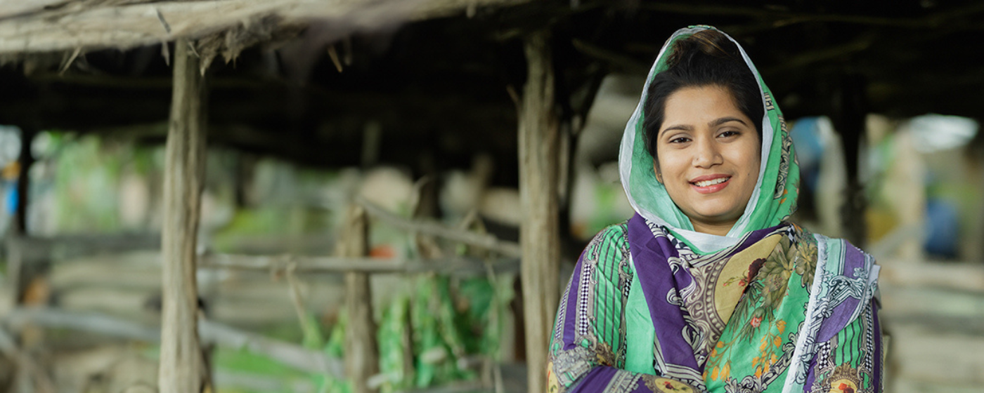 Porshi: supporting women entrepreneurs to become mobile micro-retailers.